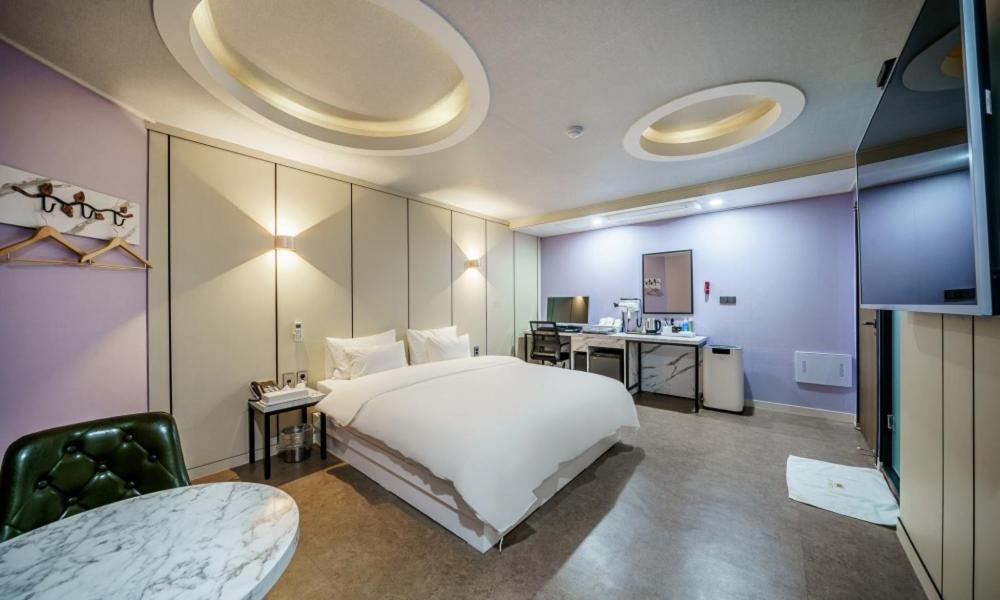G7 Hotel Dongducheon Buitenkant foto
