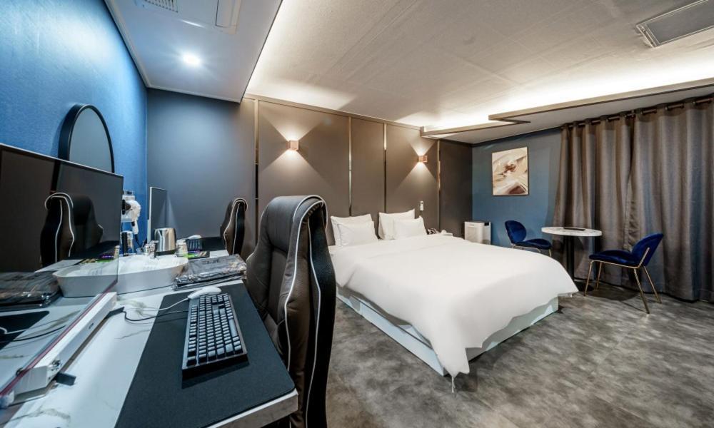 G7 Hotel Dongducheon Buitenkant foto
