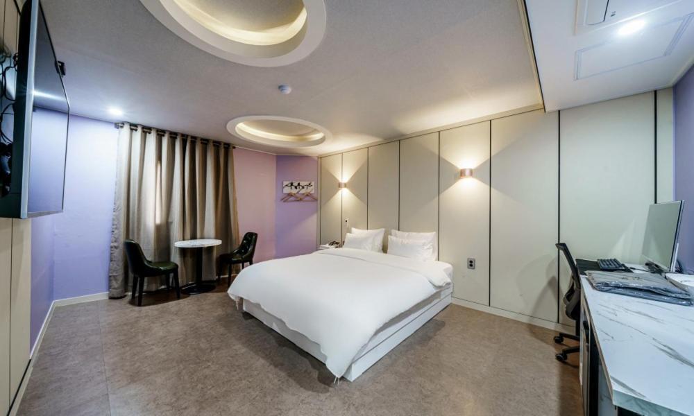 G7 Hotel Dongducheon Buitenkant foto