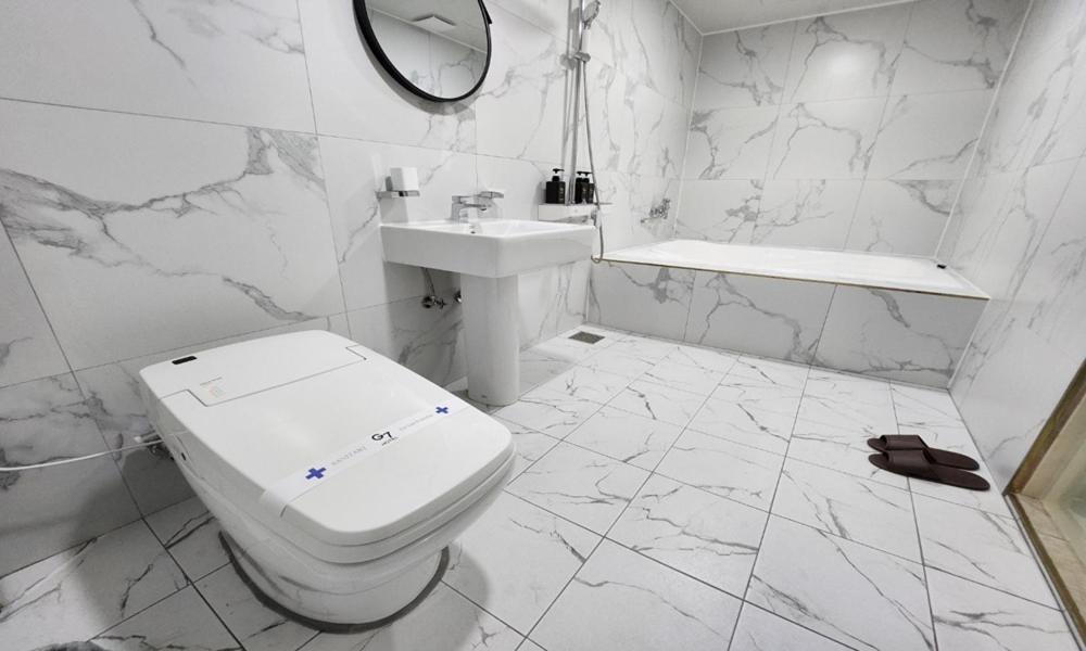 G7 Hotel Dongducheon Buitenkant foto