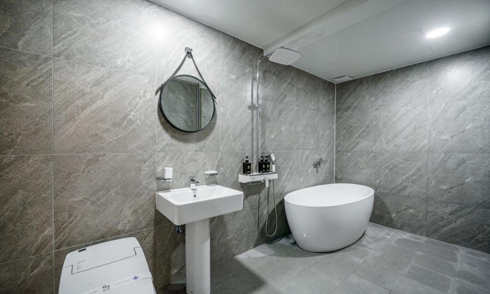 G7 Hotel Dongducheon Buitenkant foto
